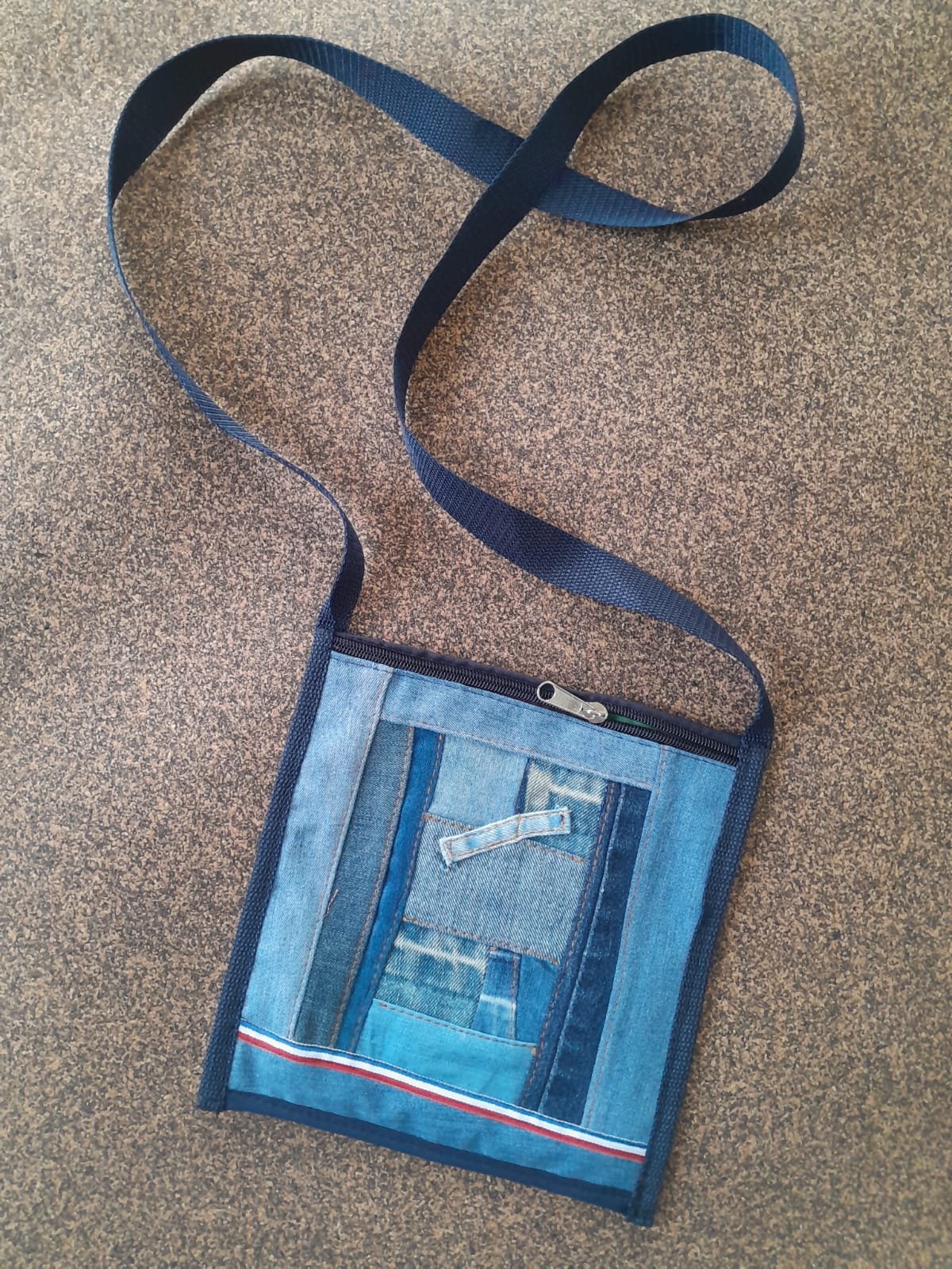 Bolso bandolera en Jean